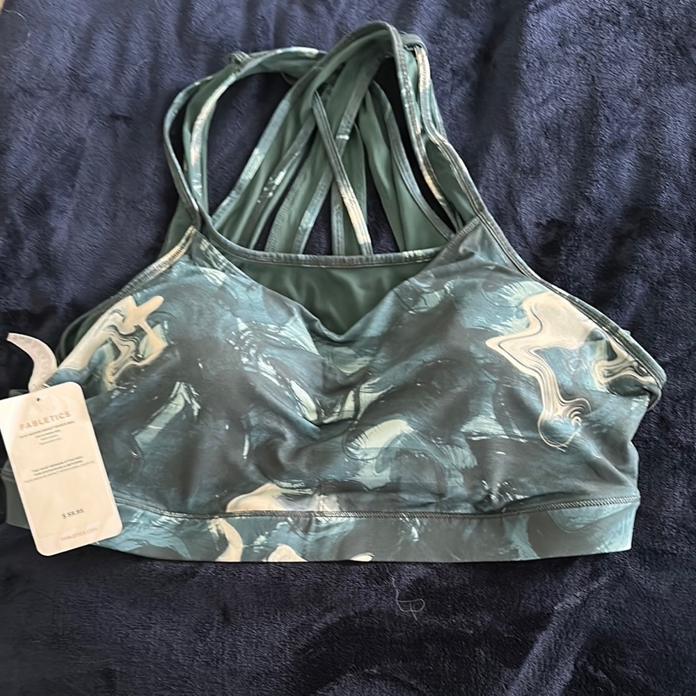 Alo Yoga Green Marble Sports Bra